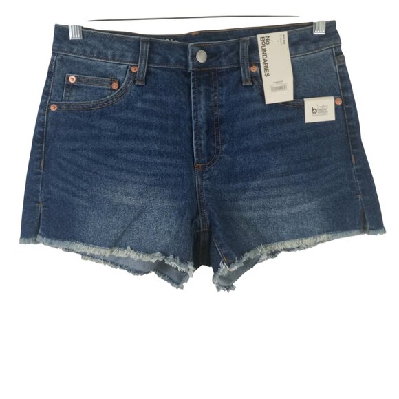 NWT No Boundaries Mid Rise Fringe Hem Denim Shorts Womens 4 Dark Wash Stretch - Picture 1 of 5